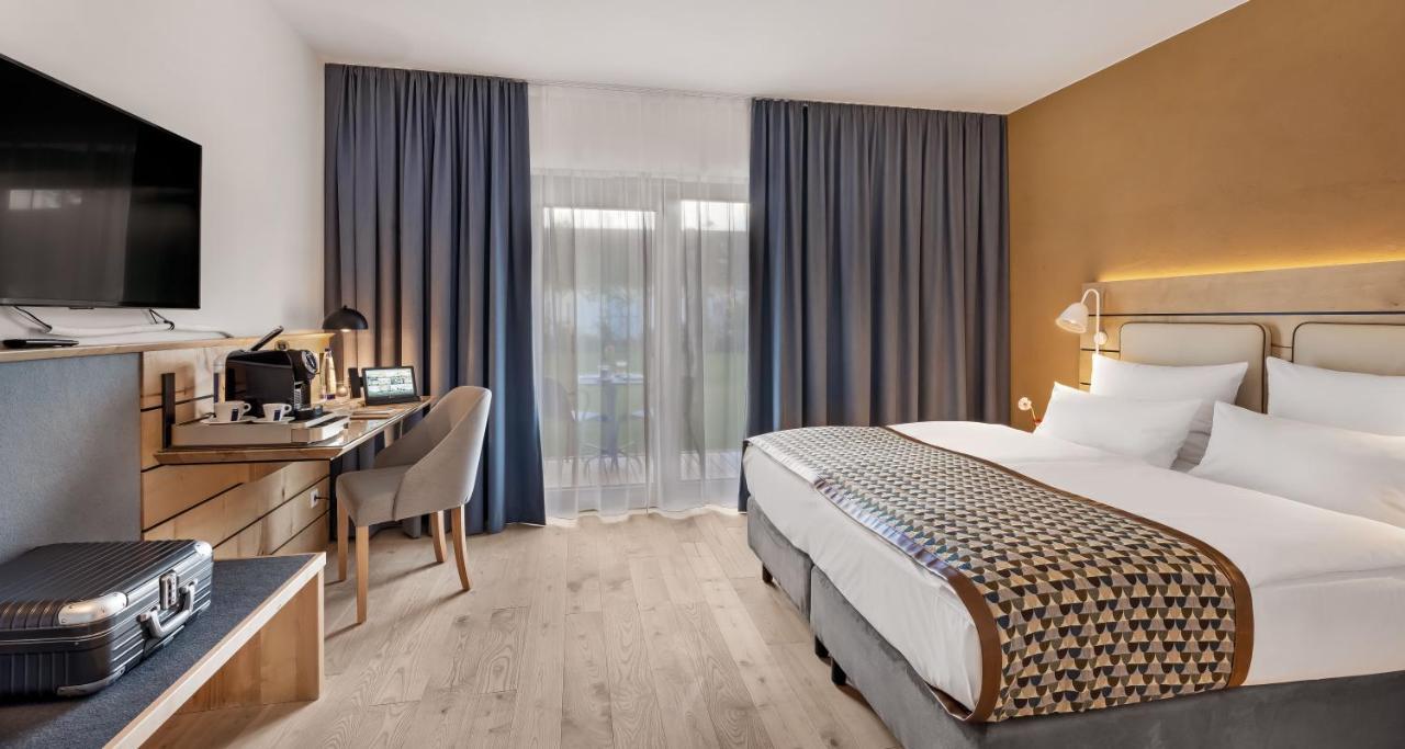 Walhalla Hotel Regensburg Hoeferer 4 Sterne Superior Tegernheim Ngoại thất bức ảnh